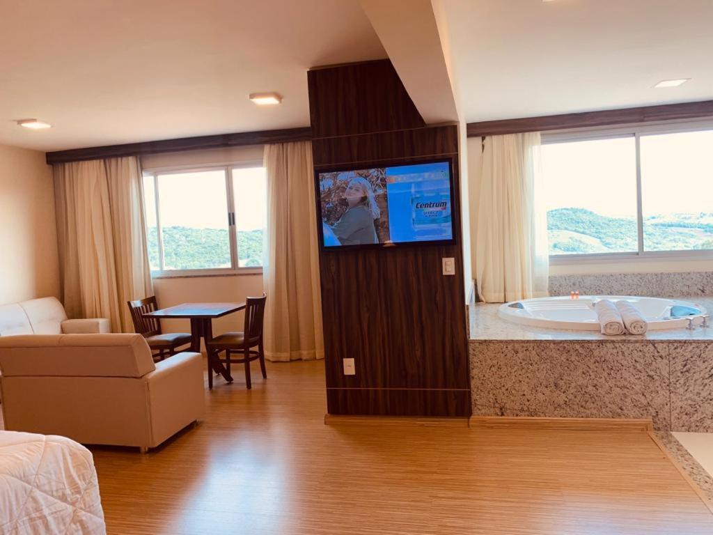 Hotel Mirante Sao Bras Sao Bras do Suacui Екстер'єр фото